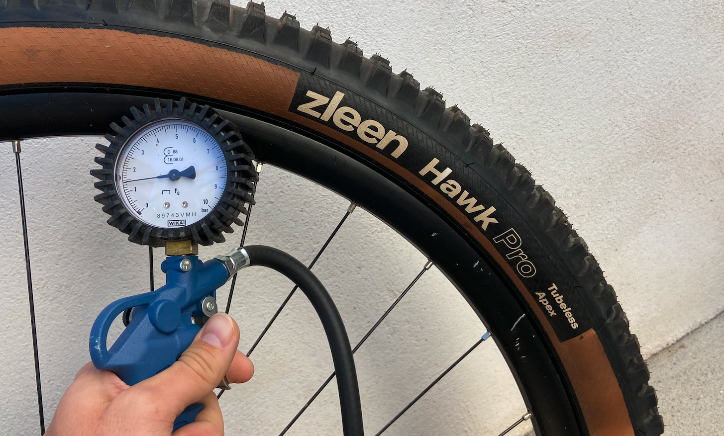 pneu vtt quelle pression de gonflage ?